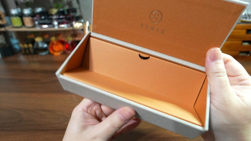 伊東屋 ROMEO No.3 黄櫨 パッケージ