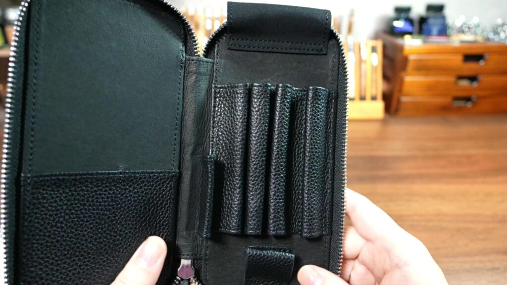 ラダイト MAYAレザー ペンケース 内部構造