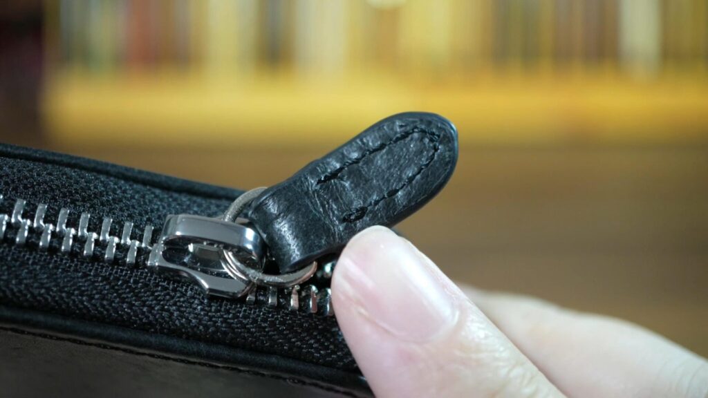 ラダイト MAYAレザー ペンケース  ファスナー 持ち手