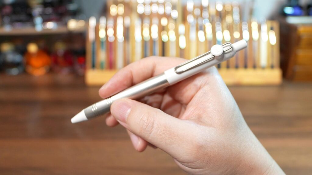 uni uniball ZENTO Flow Model 外観デザイン