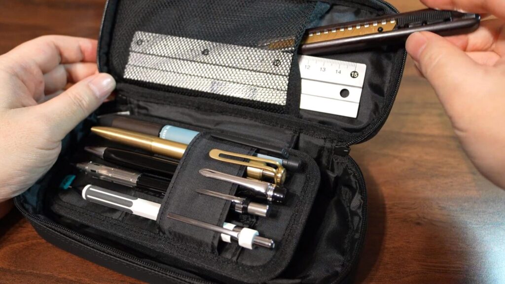 KOKUYO WAVELE ペンケース 収納構造