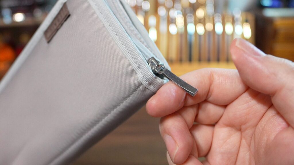 Raymay TRAIL PENCASE ファスナー持ち手