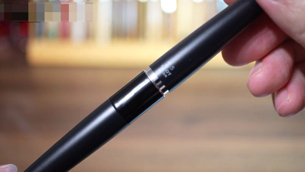 PILOT COCOON 中央樹脂パーツ