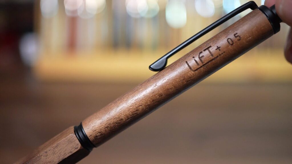 KITERA LIFT+ Wood ウォールナット 木目