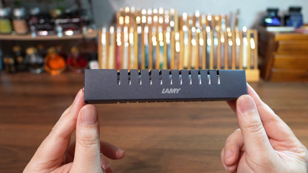 LAMY safari パッケージ 紙箱