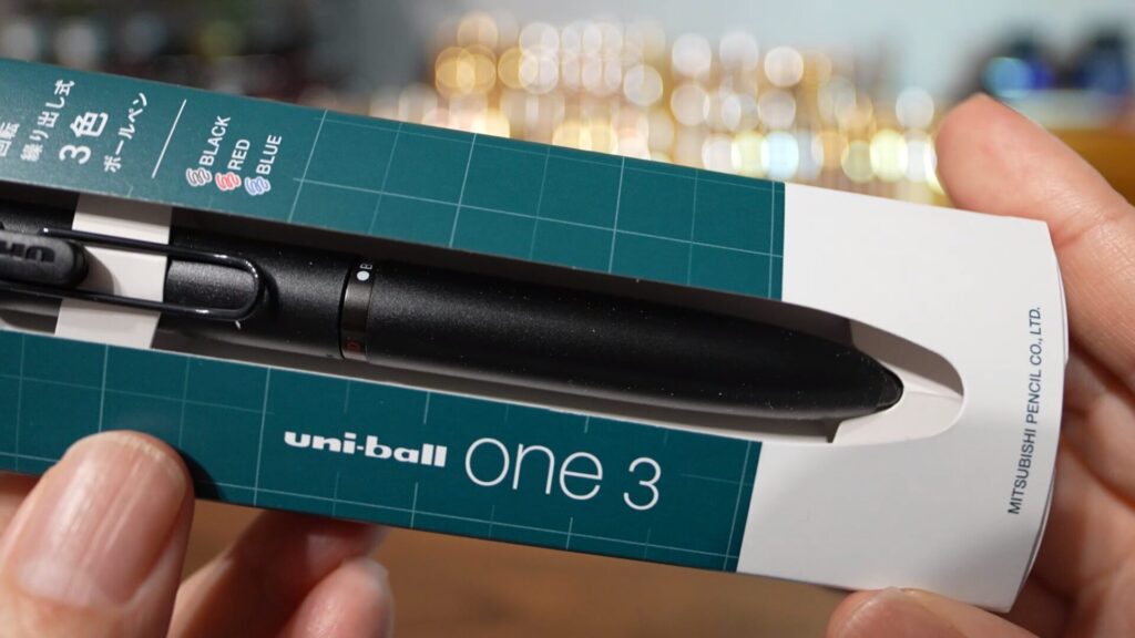 uni-ball one 3 パッケージの紙粉